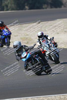 media/Sep-20-2025-TrackDaz (Sat) [[27f0cde673]]/B Group/1020am (Turn 3)/